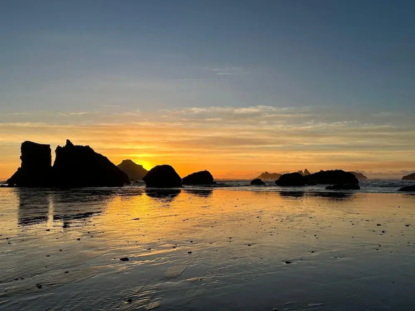 Sunset Oceanfront Lodging