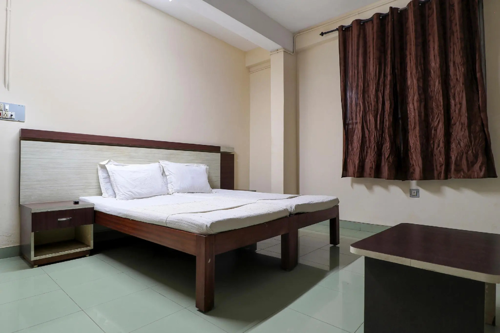 SPOT ON 60610 Malabar Tourist Home