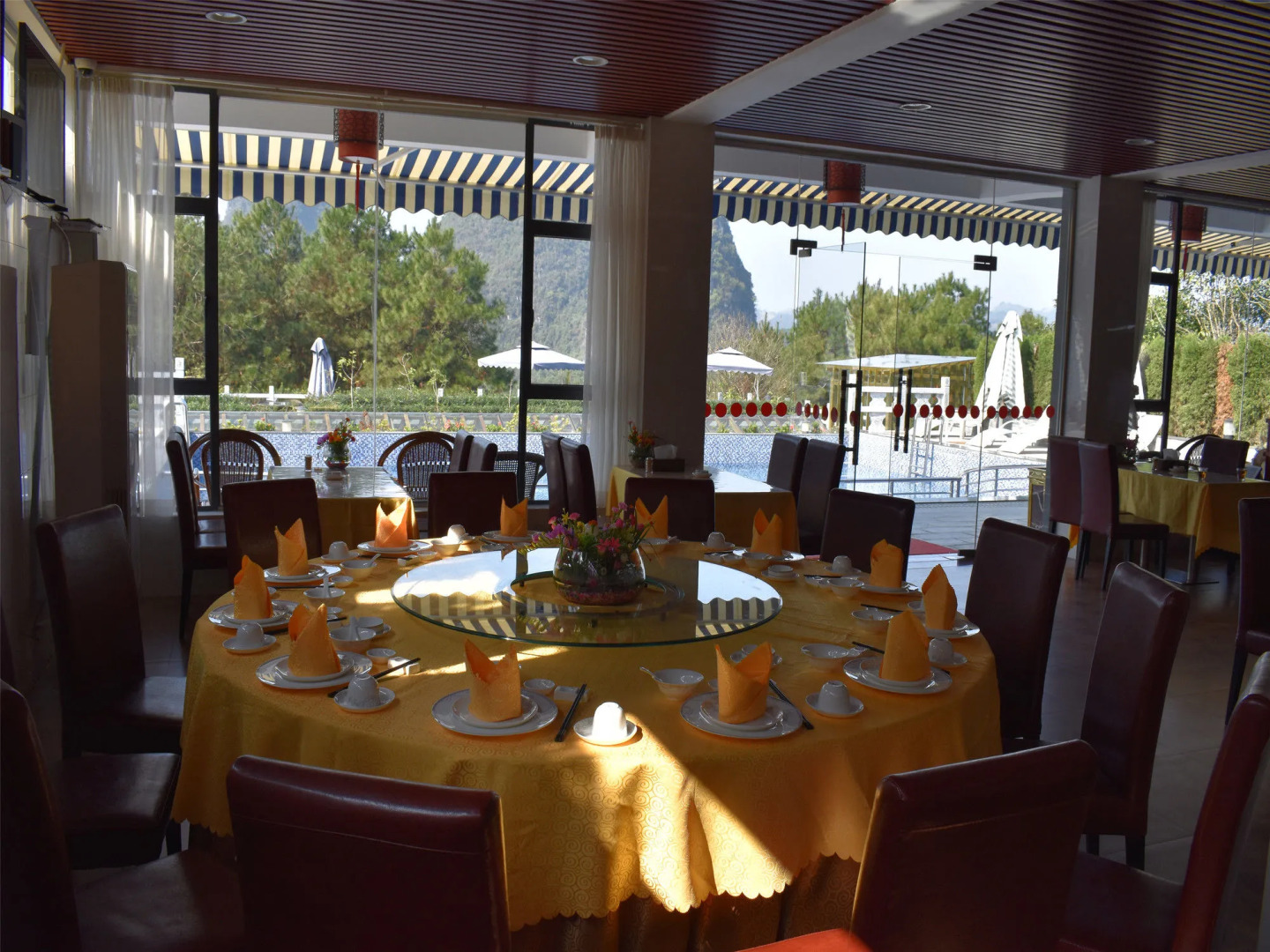 Yangshuo Mountain Top Retreat