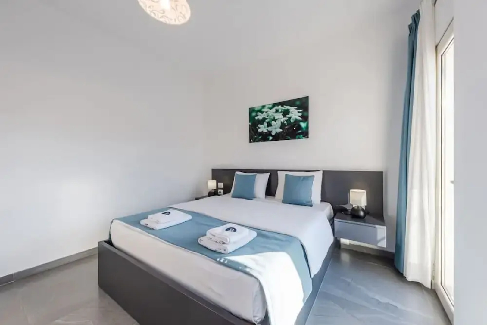 2-br Apartment by the Beach - Jasemin