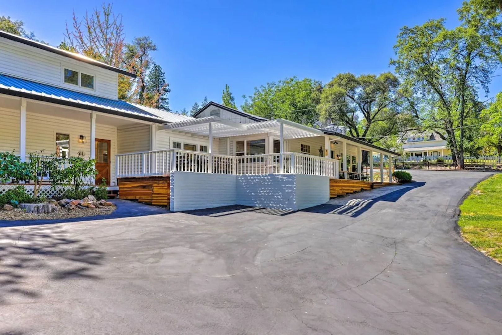 Steps to Dtwn Murphys: Cottage w/ Furnished Porch