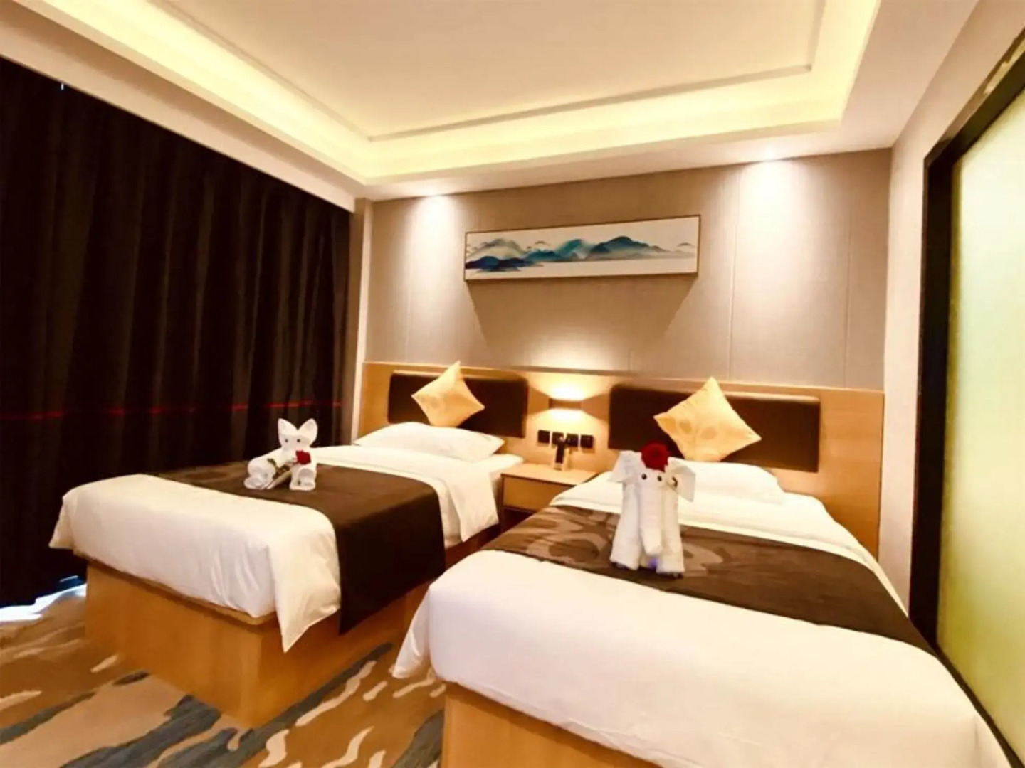 Feronia Hotel Sichuan Ganzi Baita Park