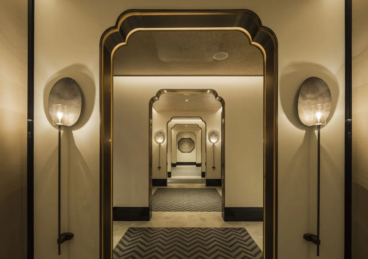 Hangzhou Jiutai Hotel