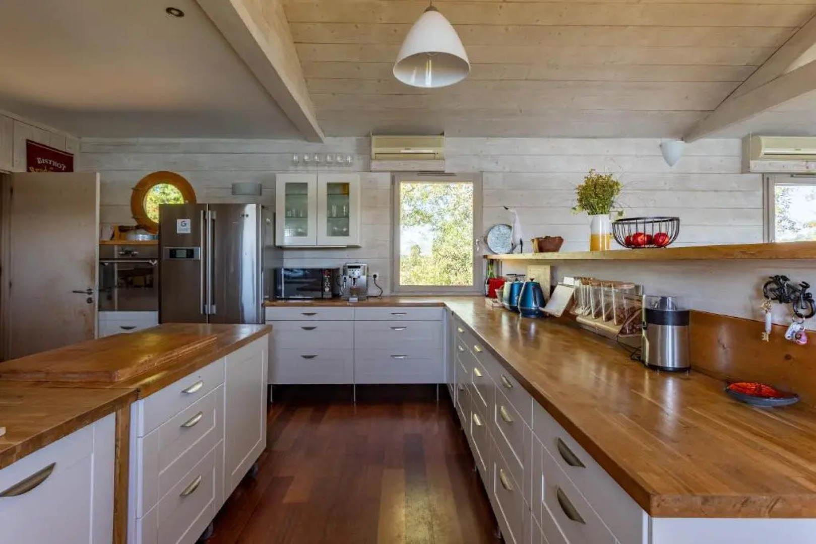 Au Bord de L'eau - Grande Maison - Baurech Insolite