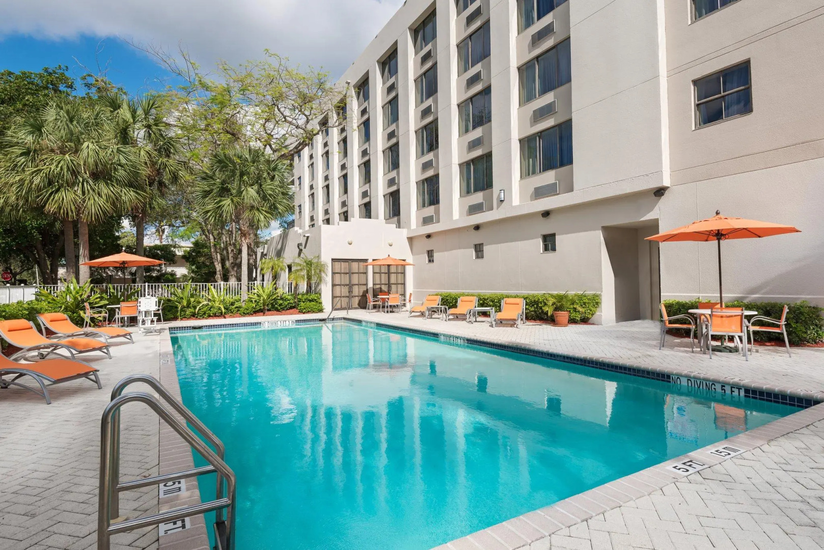 Holiday Inn Express Hotel & Suites Ft. Lauderdale-Plantation by IHG