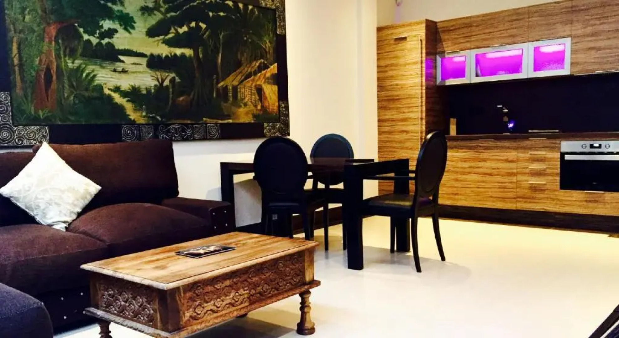 Rok Plaza - Only Adults