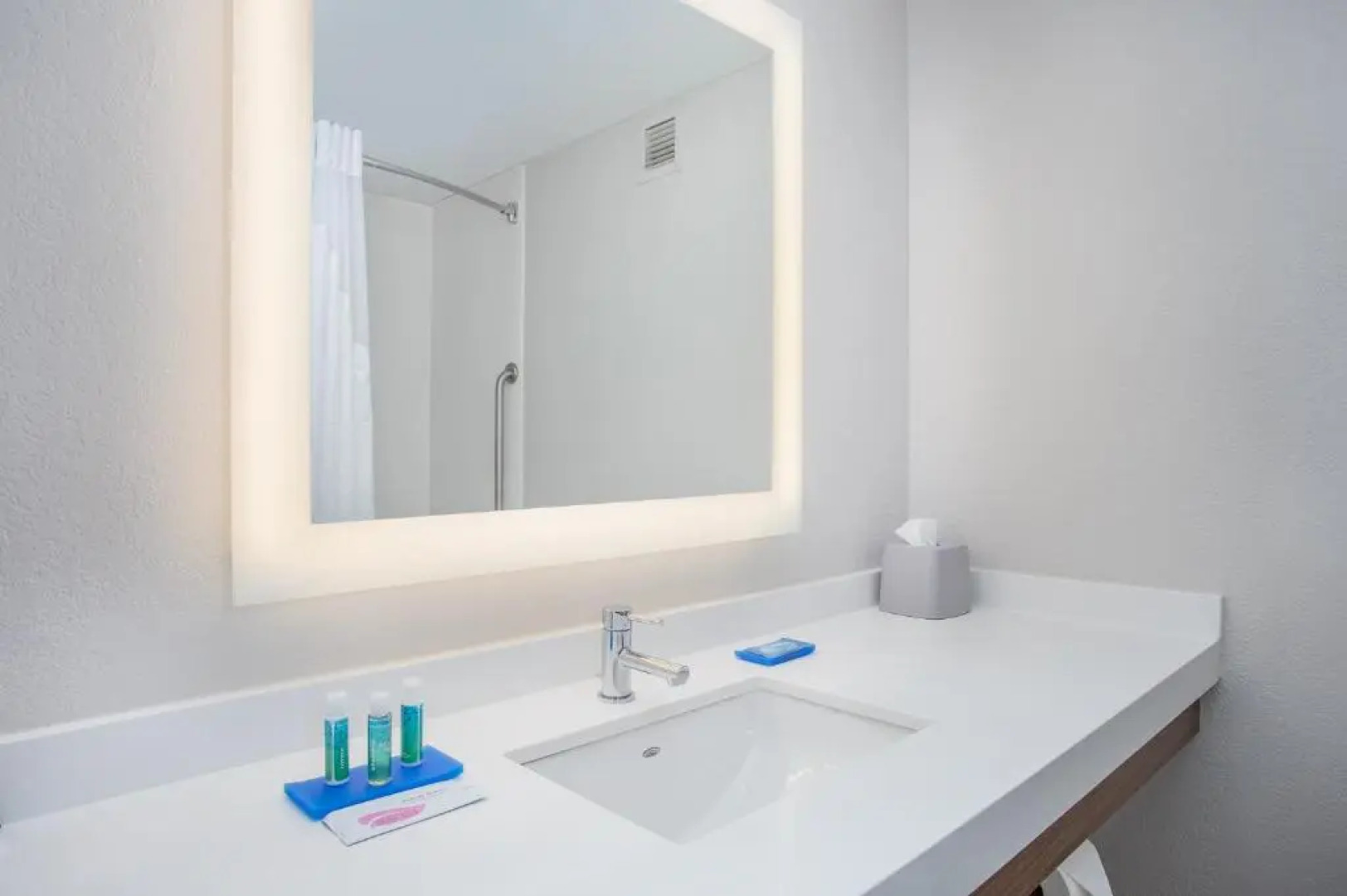 Holiday Inn Express & Suites Alcoa (Knoxville Airport) by IHG