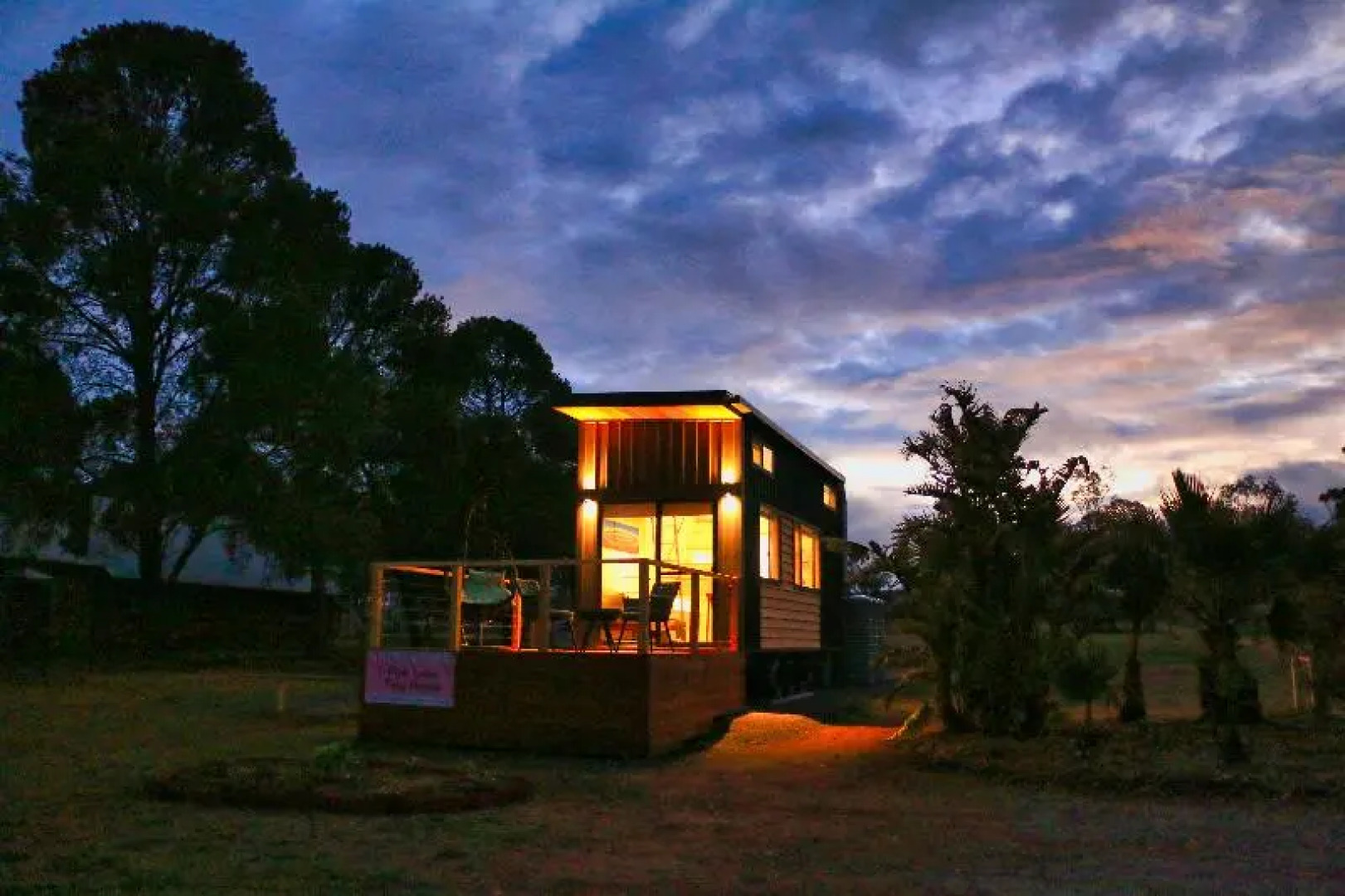 The Pink Lake Tiny House - 'sakura'