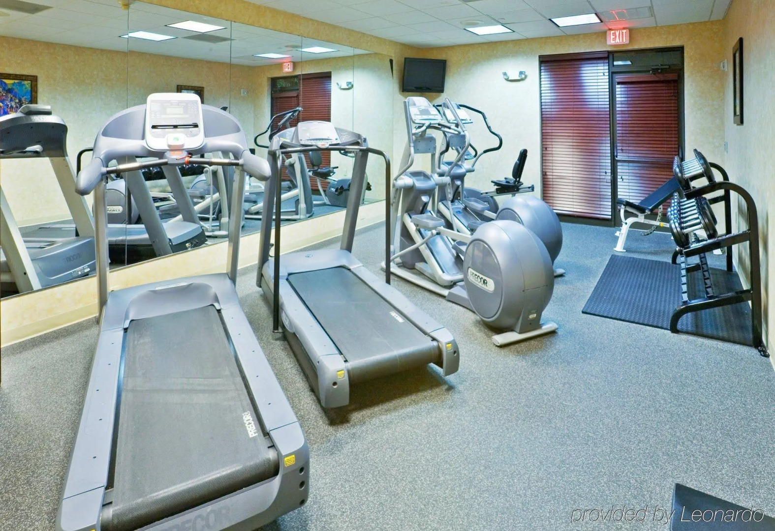 Holiday Inn Express & Suites Irving Conv Ctr - Las Colinas by IHG