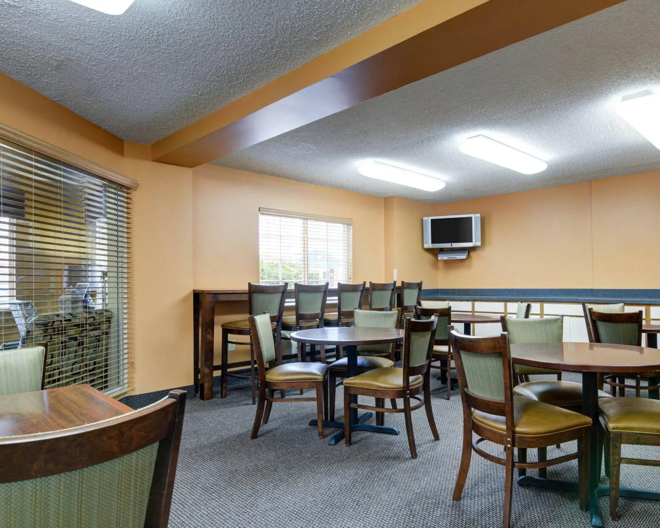 Suburban Studios Sterling - Washington Dulles