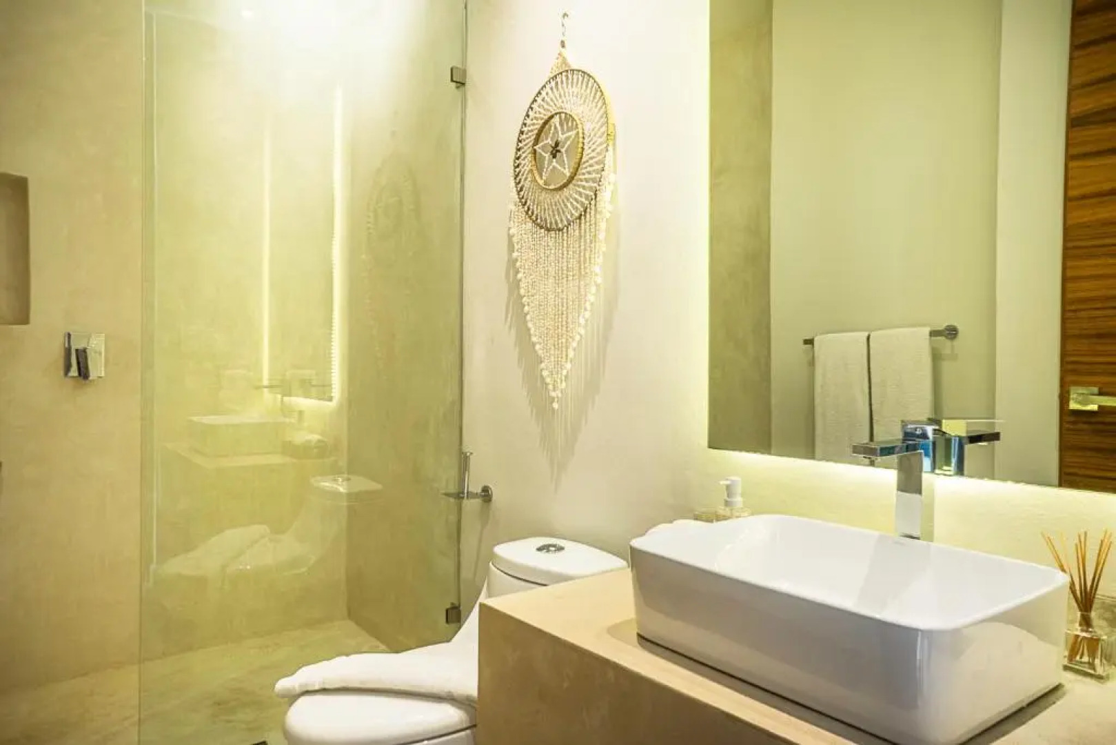 Private Canal Villa 10min to Beach