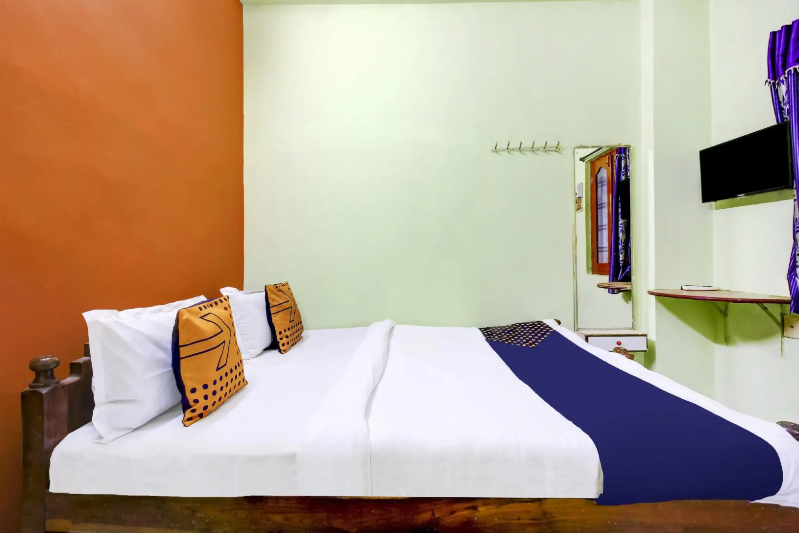 SPOT ON 75785 Hotel Star Inn