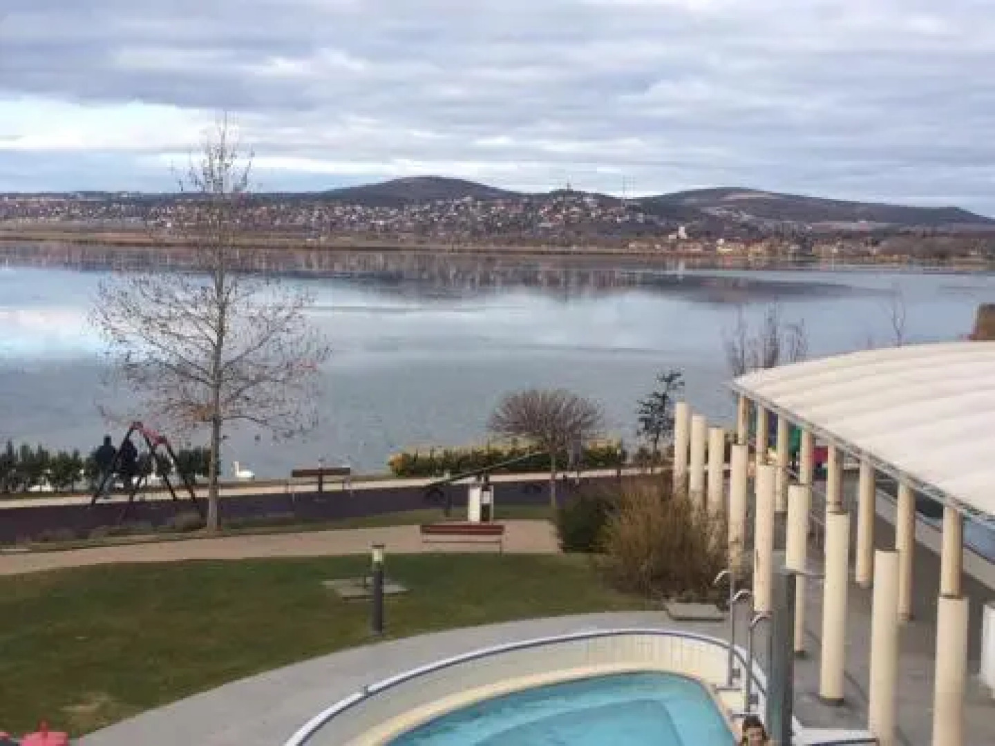 Tóparti Wellness Apartman