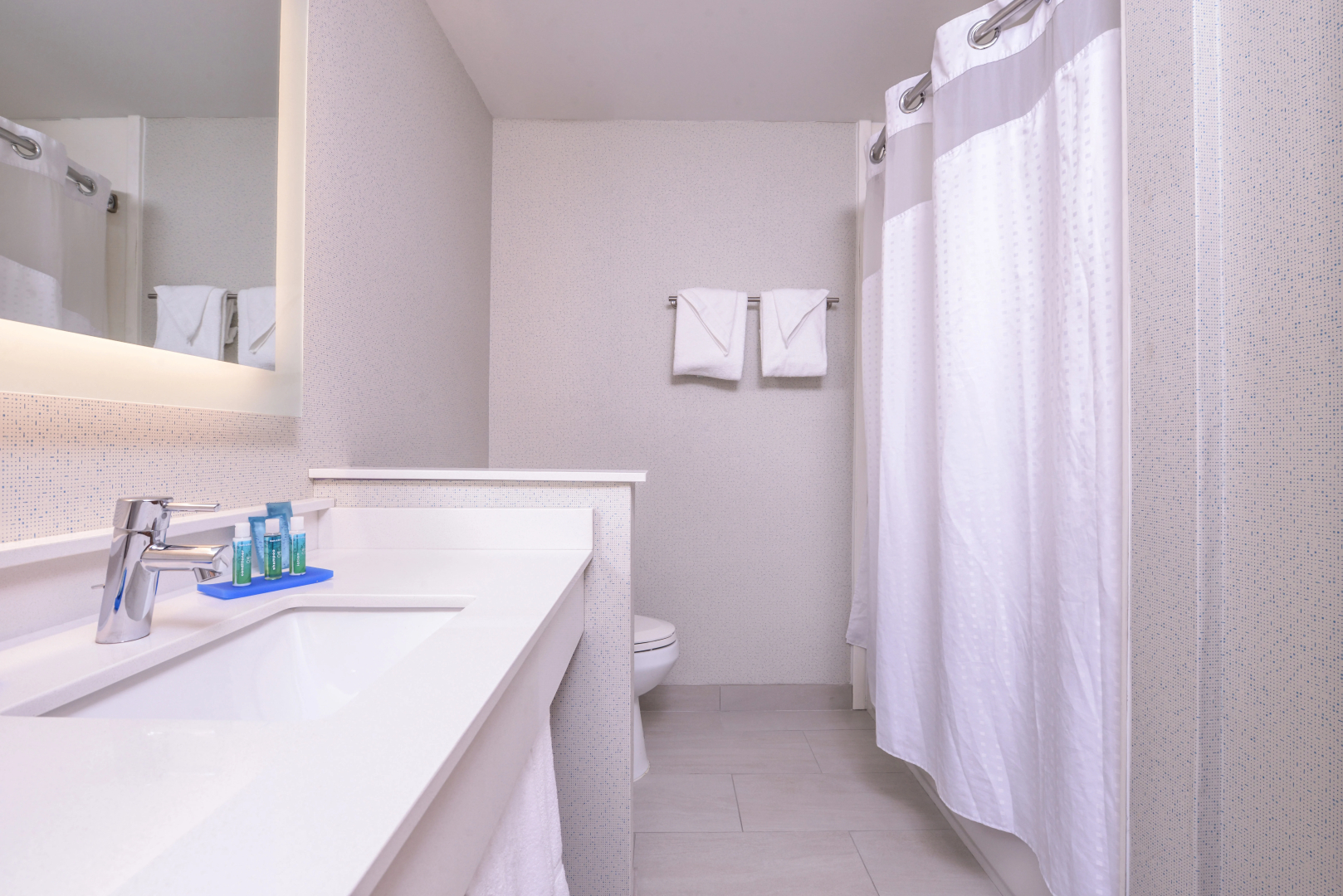 Holiday Inn Express Hotel & Suites Southfield - Detroit
