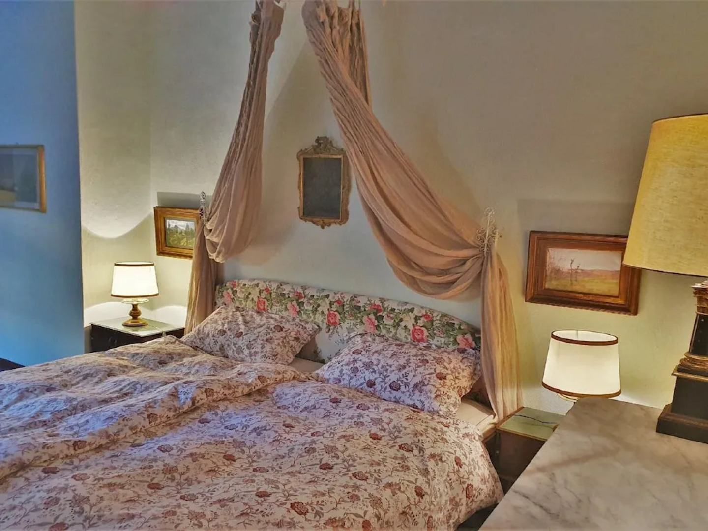 Guest House in Monferrato With Castle Views