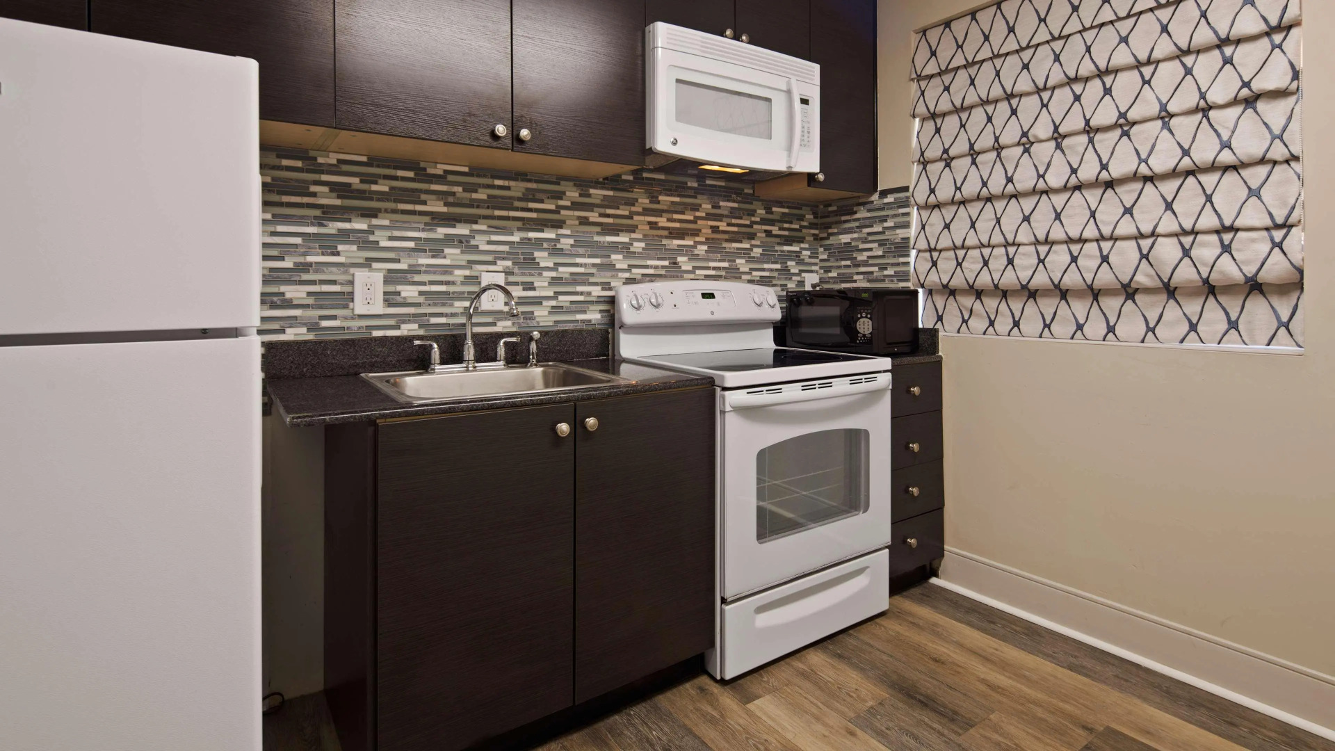 Best Western Seaside Inn