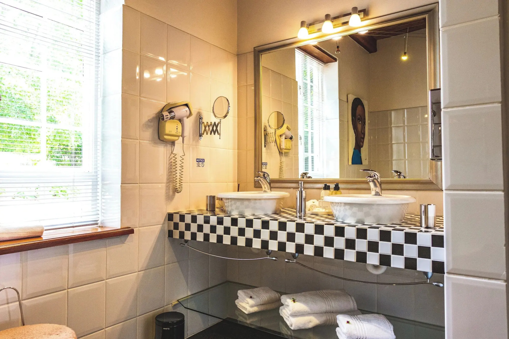 Rothman Manor Guest House