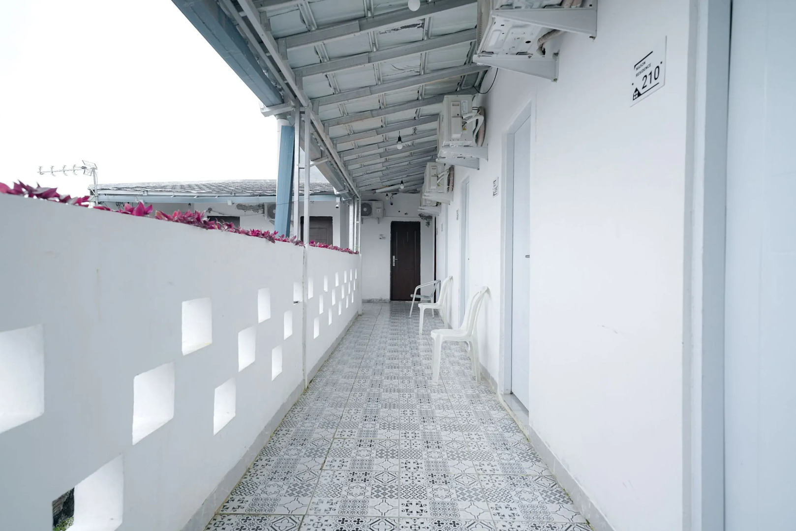 RedDoorz Syariah near Exit Toll Puncak