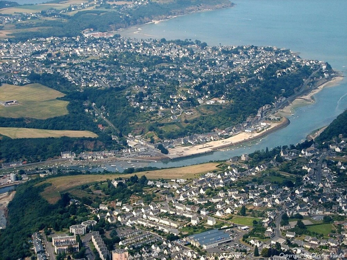 Apartment With one Bedroom in Saint-brieuc, With Terrace and Wifi - 2 km From the Beach