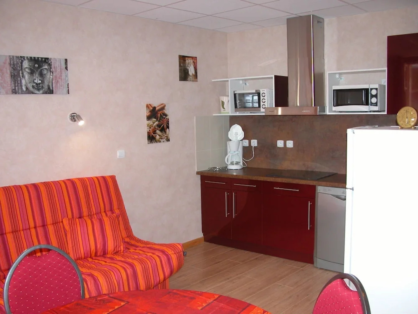 Aquanerius Residence