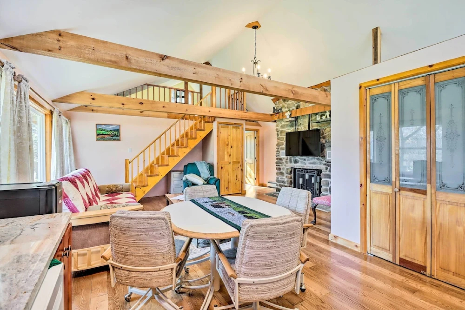 Cozy Tannersville Gem - Ski, Hike, Explore!