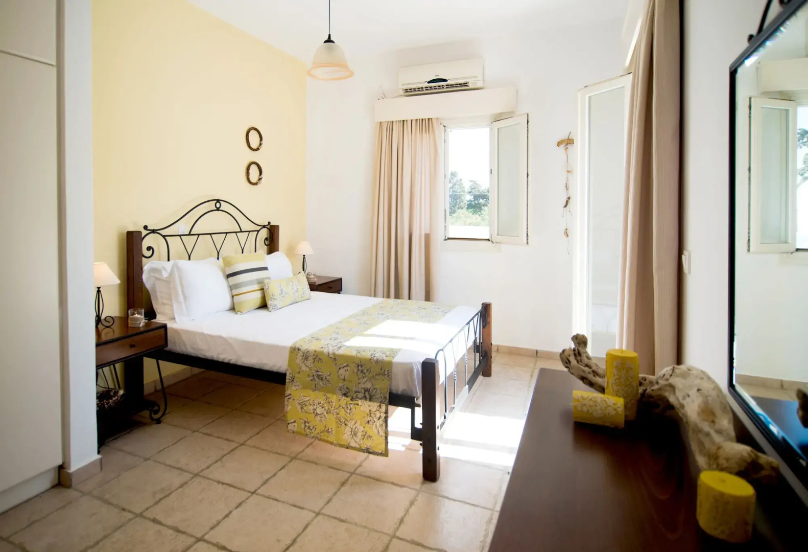 Mouras Resort - Luxury Maisonette Villas