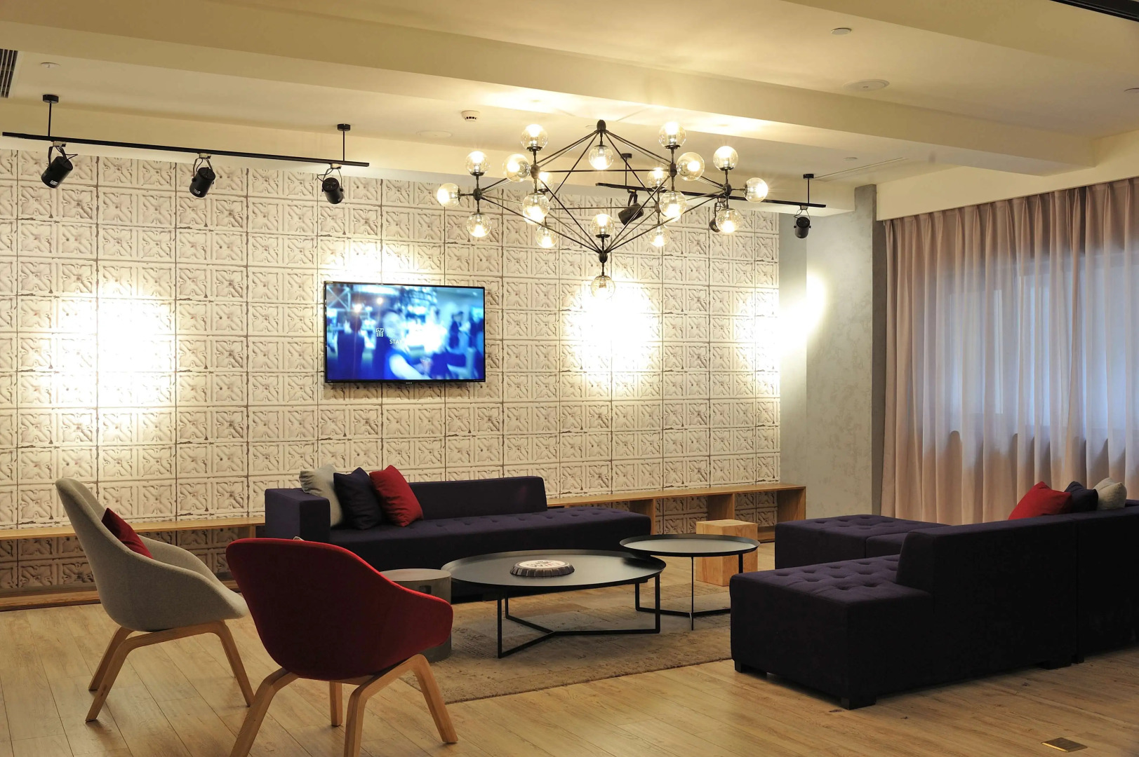 Отель Campanile Shanghai Natural History Museum