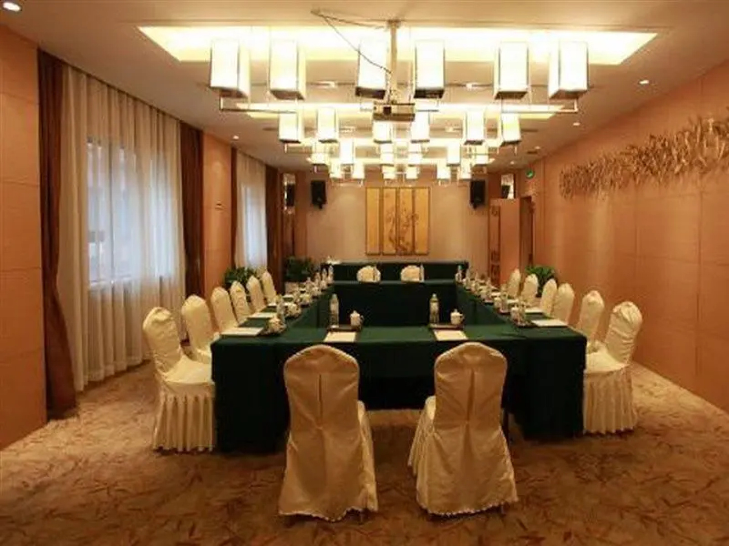Scholars Hotel (Hangzhou West Lake Wulin Square Zhejiang University)
