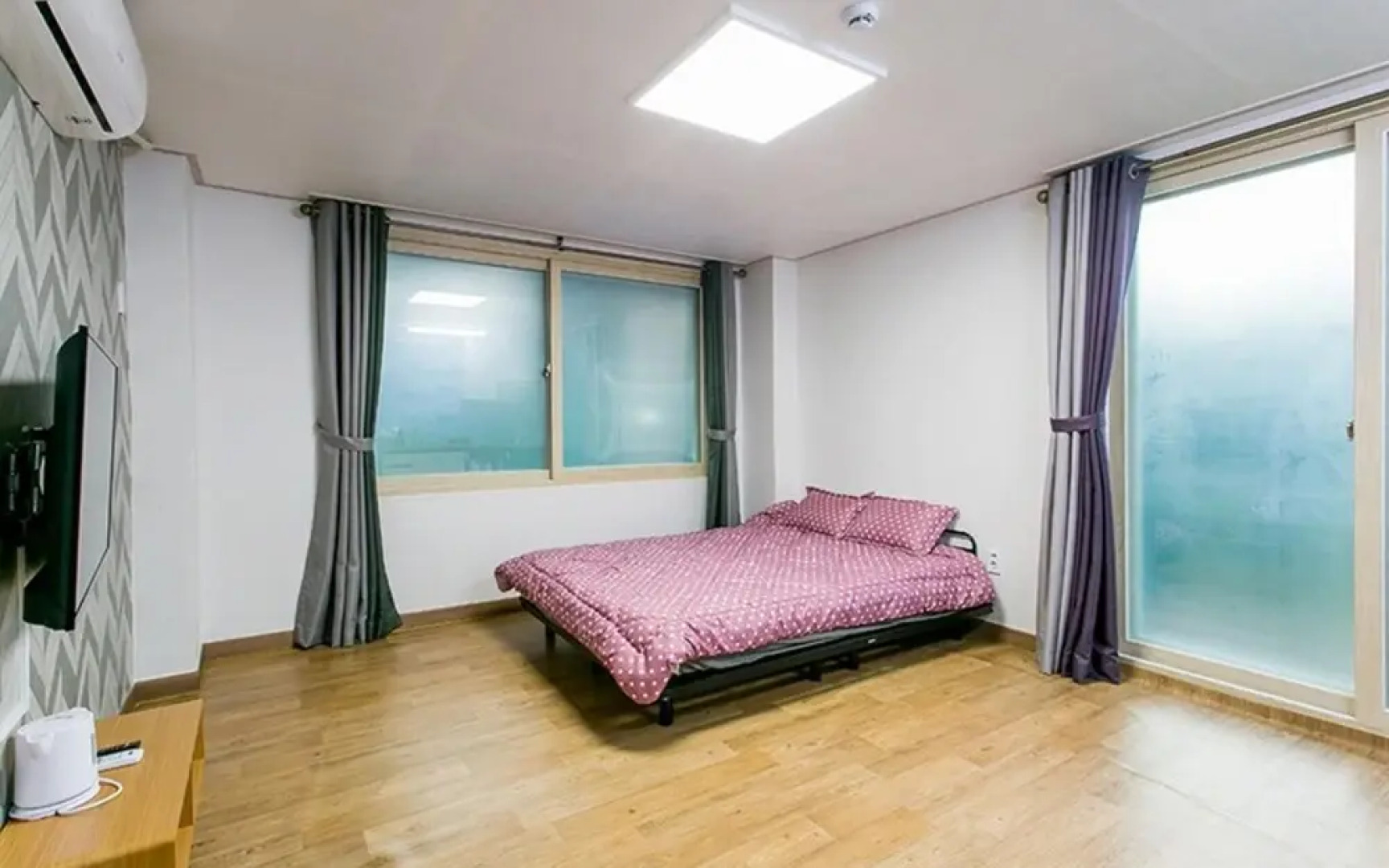 Gongju Donghaksa Moodwa Pension