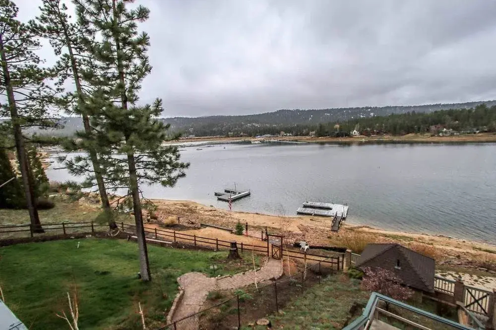 Lakefront Sanctuary #1306