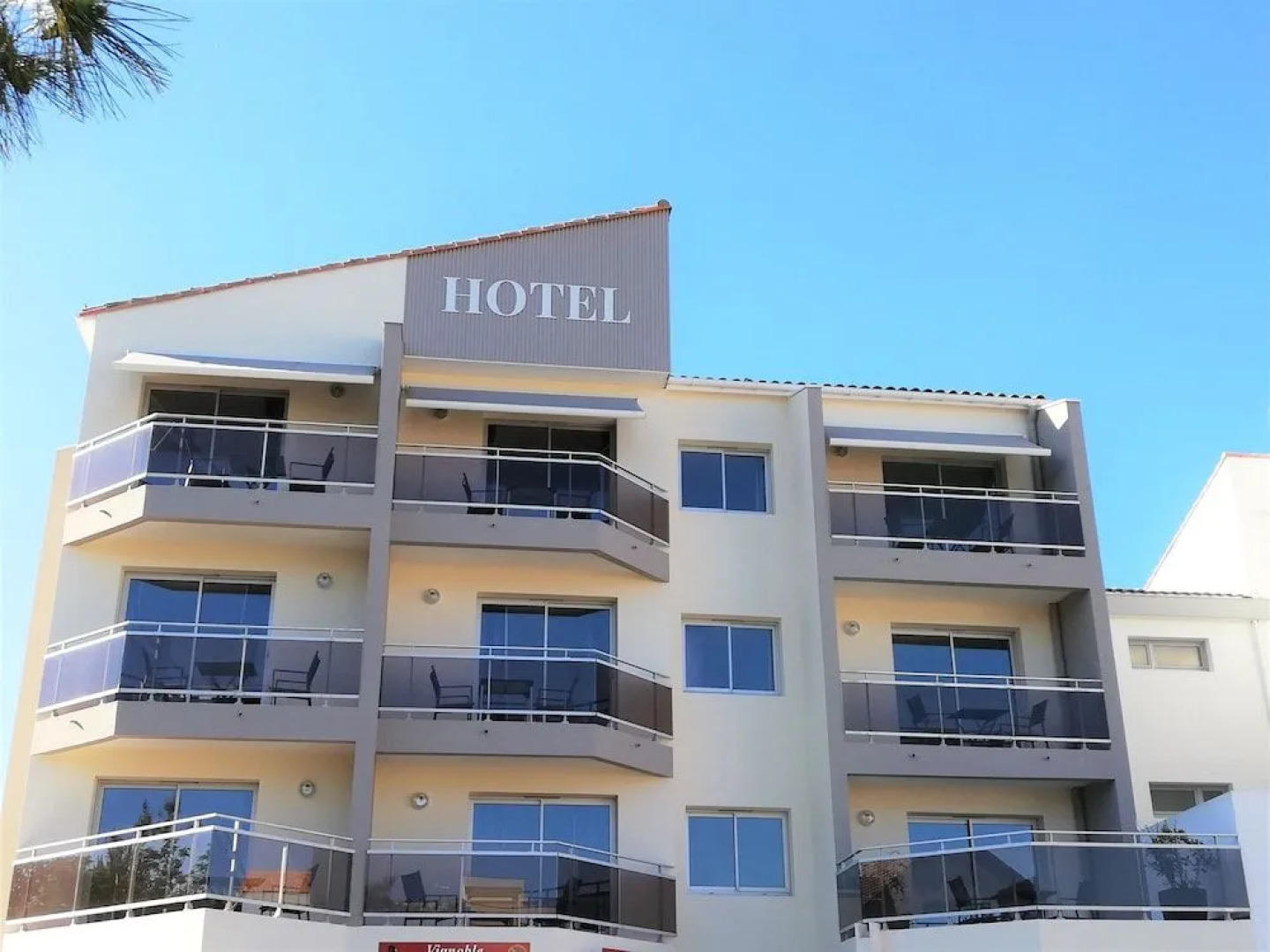 Hotel La Cote dArgent