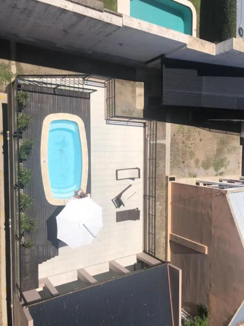 Departamento en Santa Fe, Capital. Con cochera y pileta