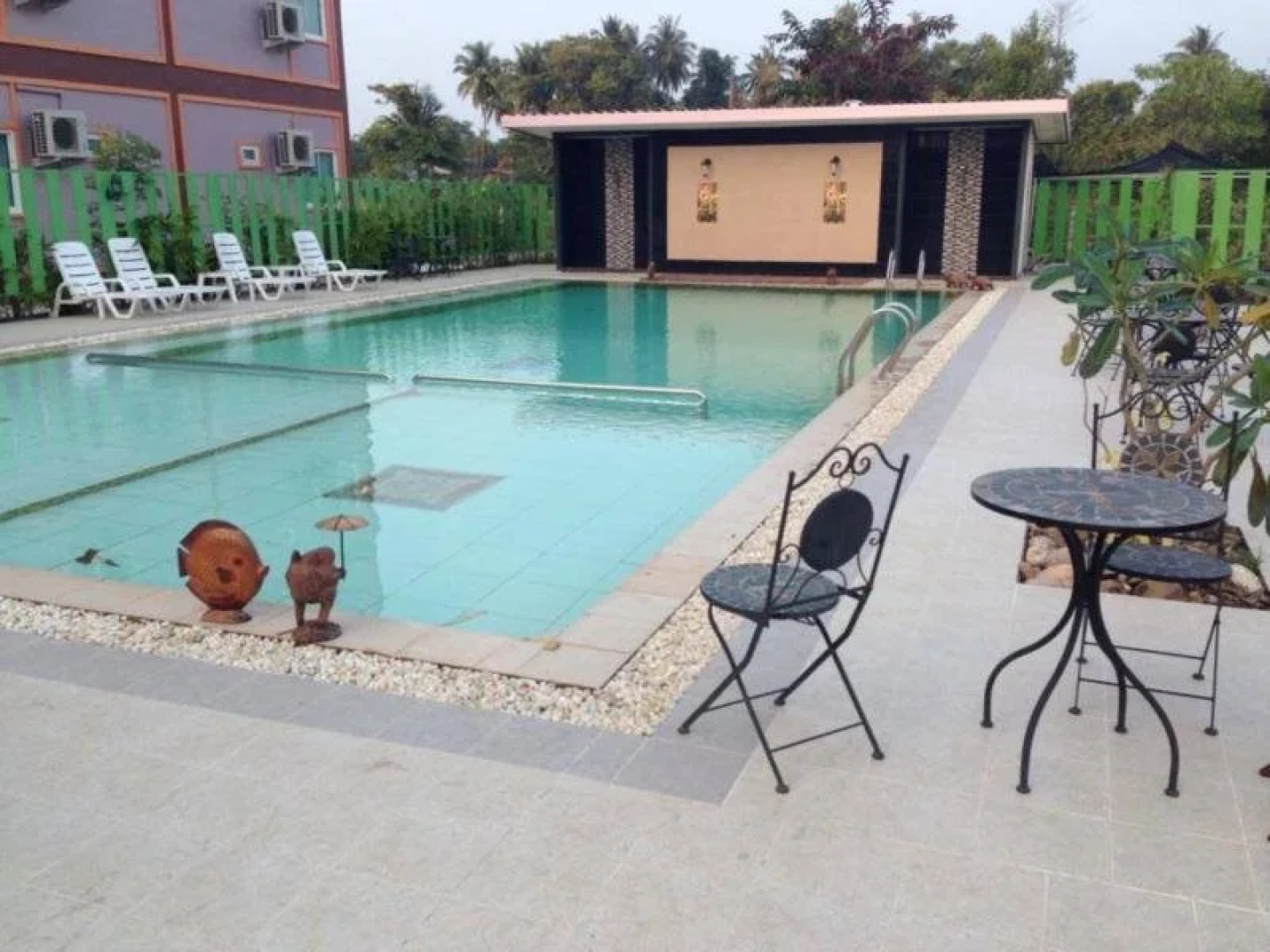Thanasiri Hotel and Resort