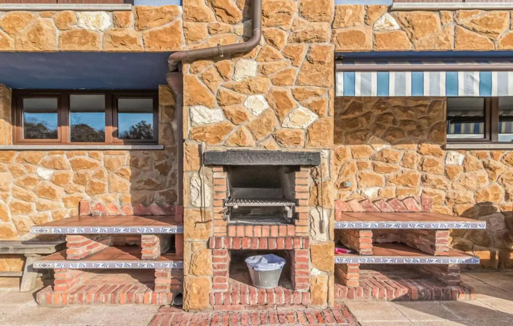 House with 5 Bedrooms in Sevares, with Wonderful Mountain View, Enclosed Garden And Wifi