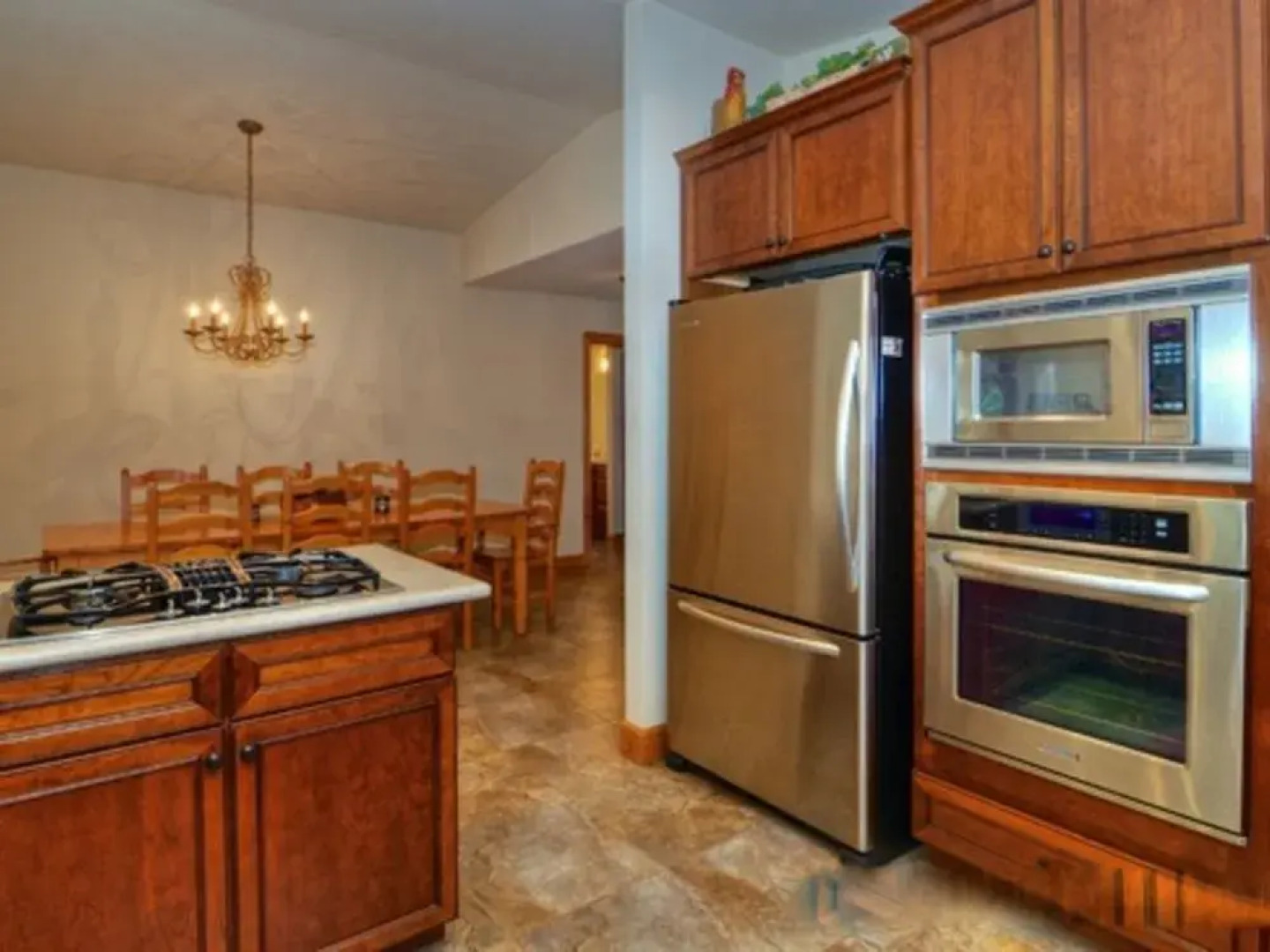 Perfect Fit 4 Br home by RedAwning