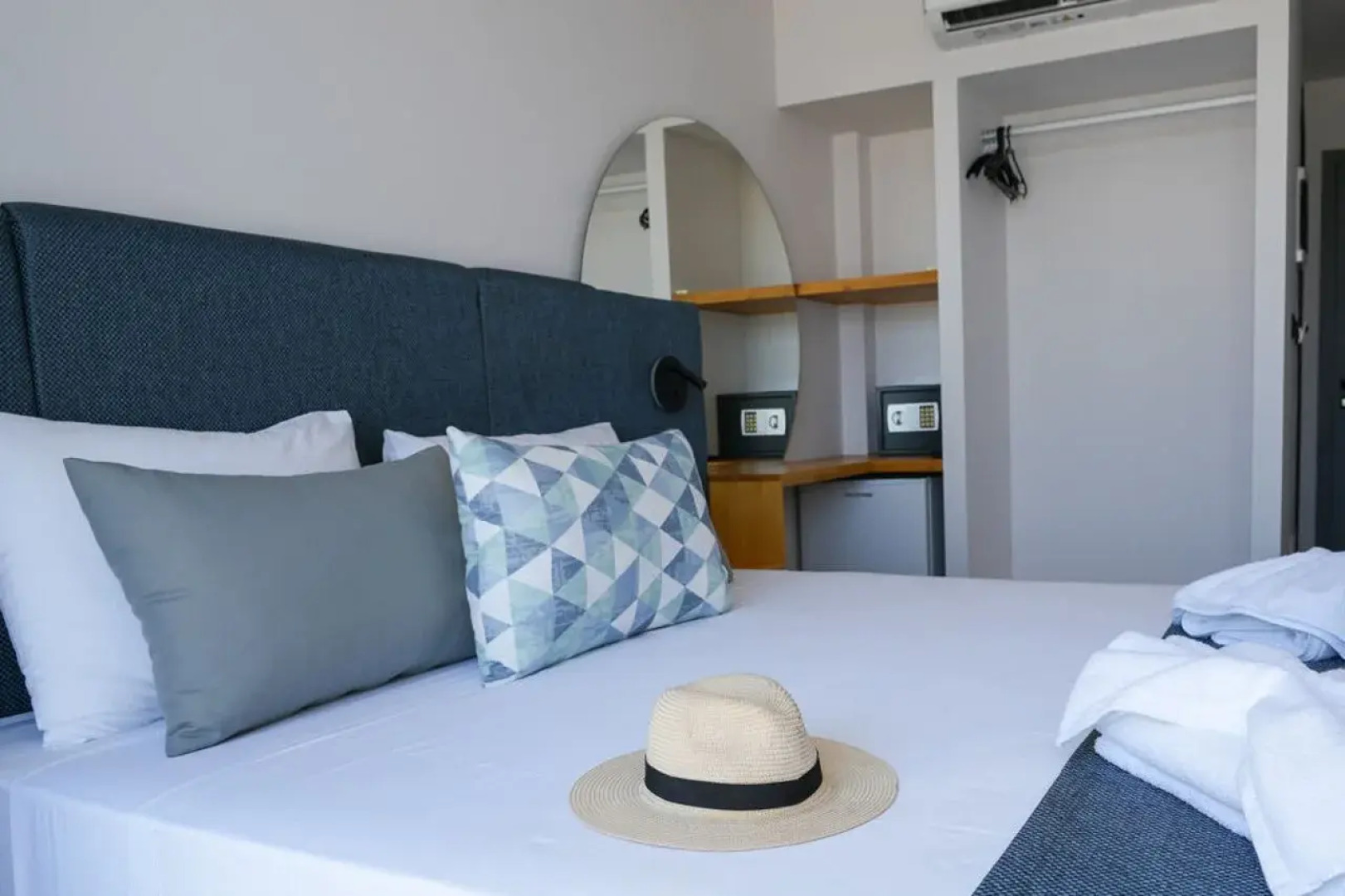 Seaside Beach Marmari Hotel