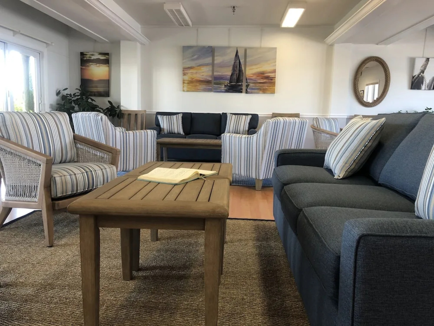 Knapps Narrows Marina & Inn