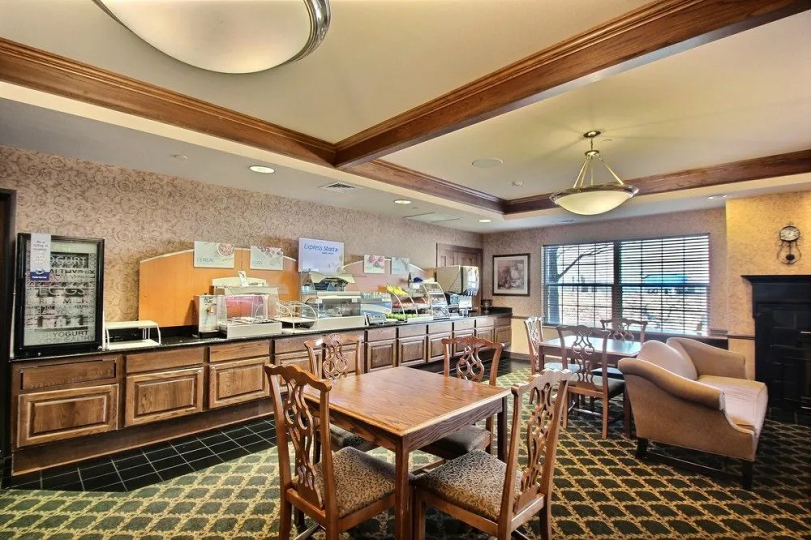 Holiday Inn Express Hotel & Suites Oshkosh Stateroute 41