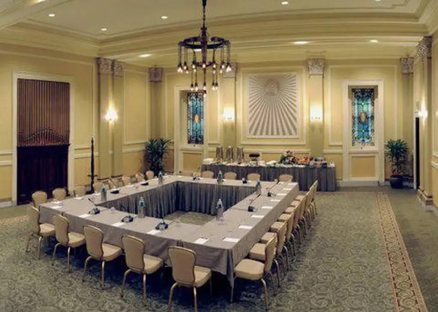 Chiang Mai Plaza Hotel