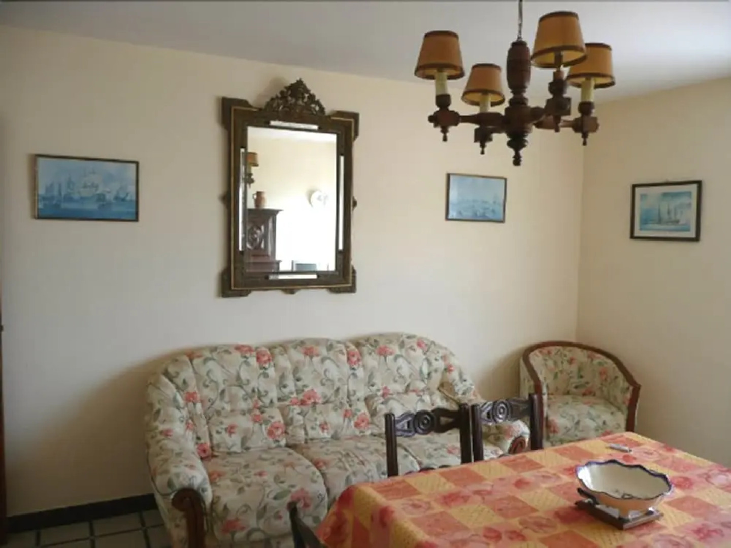 James Locations Houät