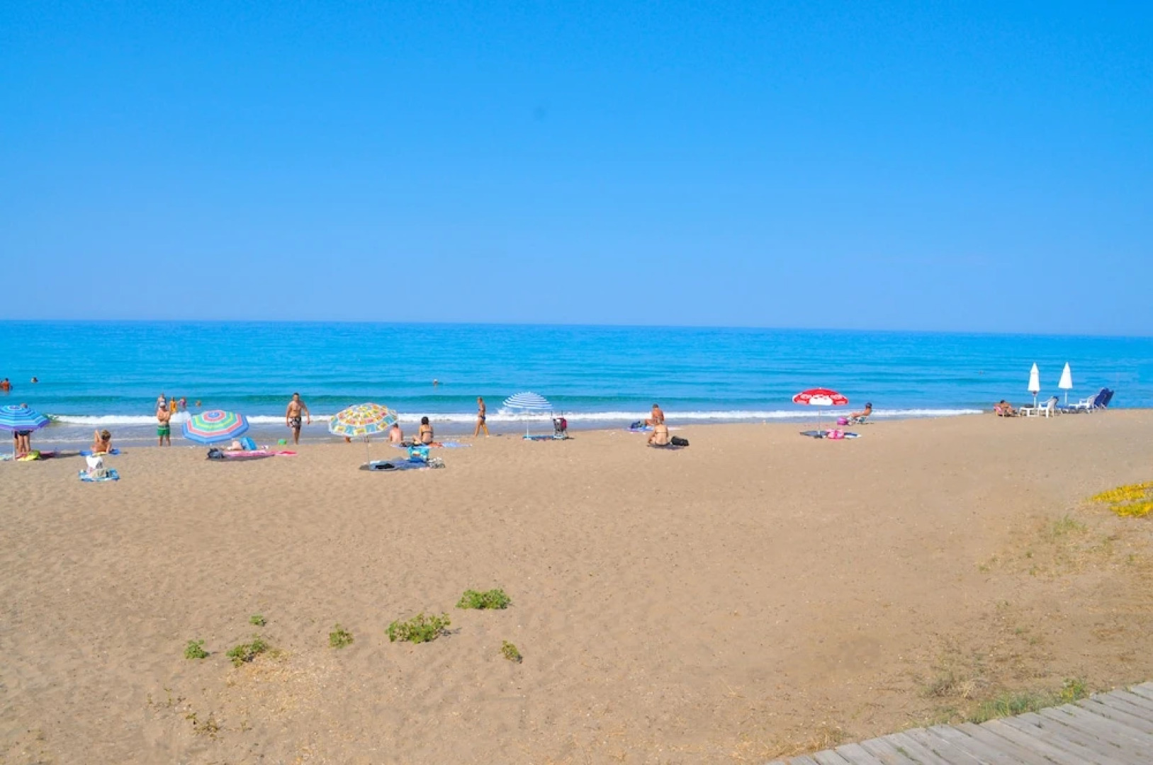 Holiday Studio Apartments Yannis on Agios Gordios Beach in Corfu