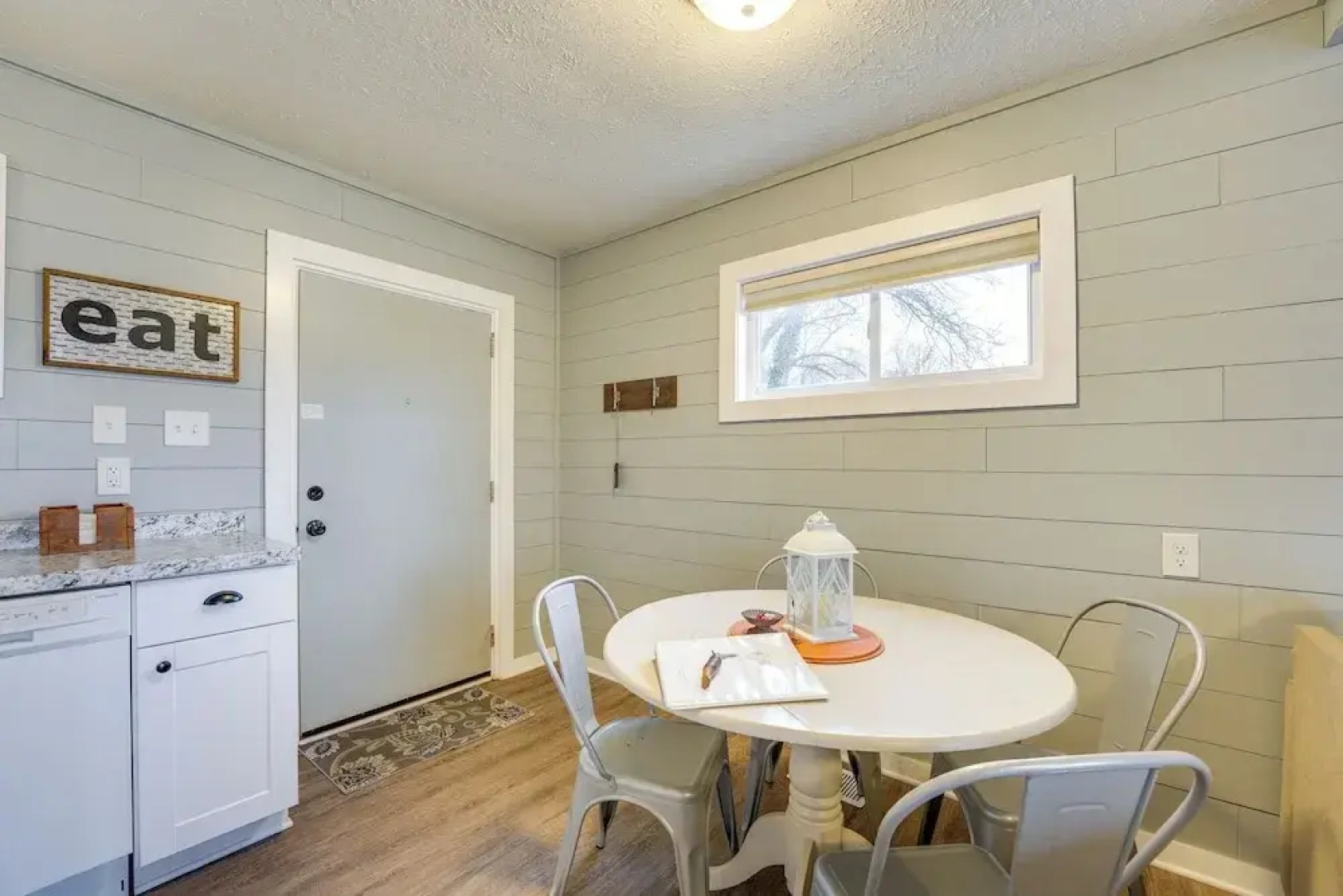 Hike, Boat, Fish & More: Table Rock Lake Cottage