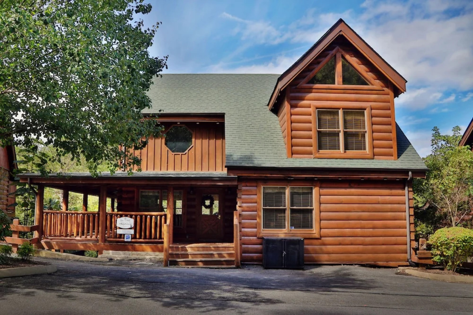 Mayberry - Three Bedroom Cabin