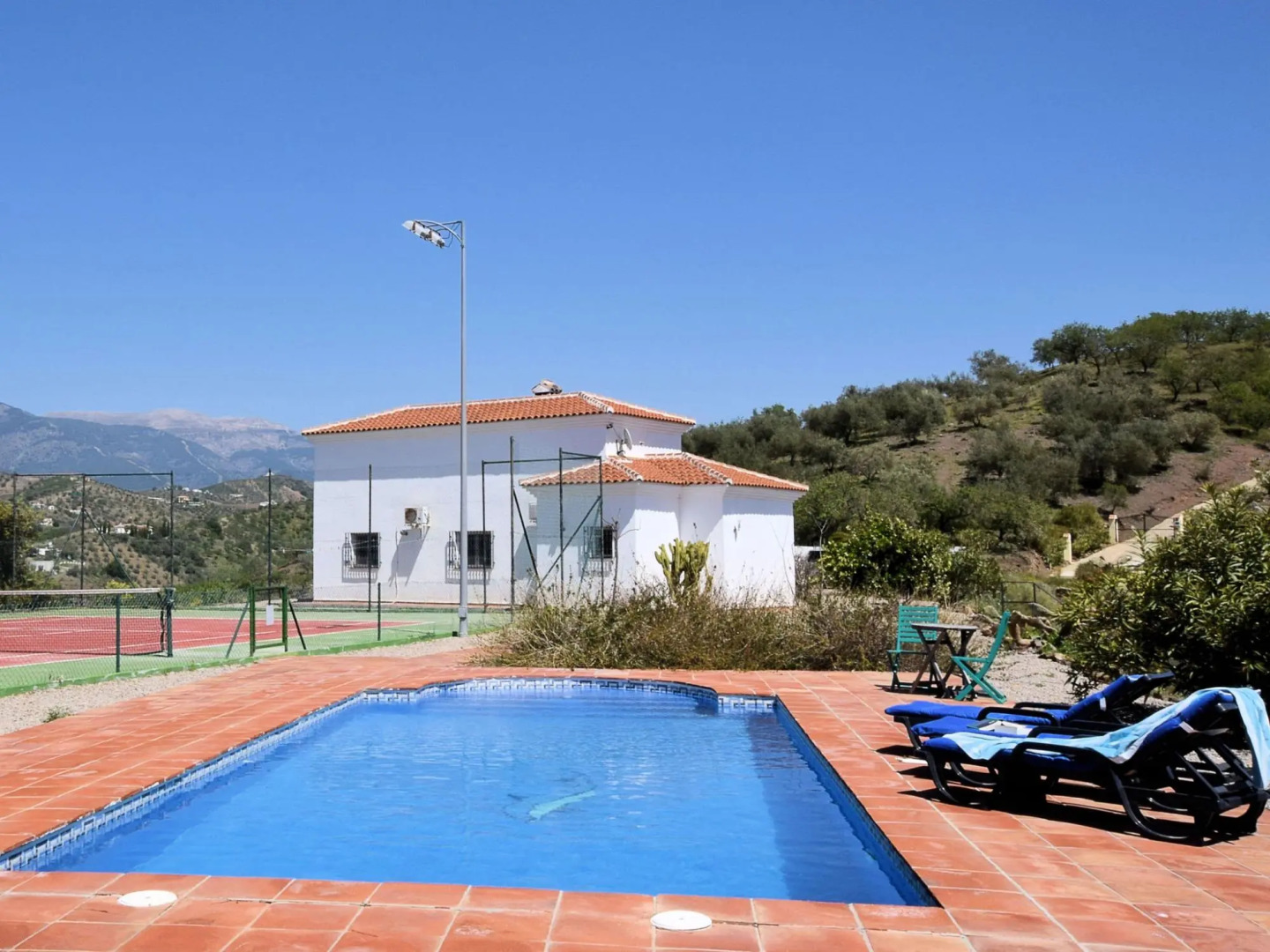 Pleasant Villa in Arenas with jacuzzi