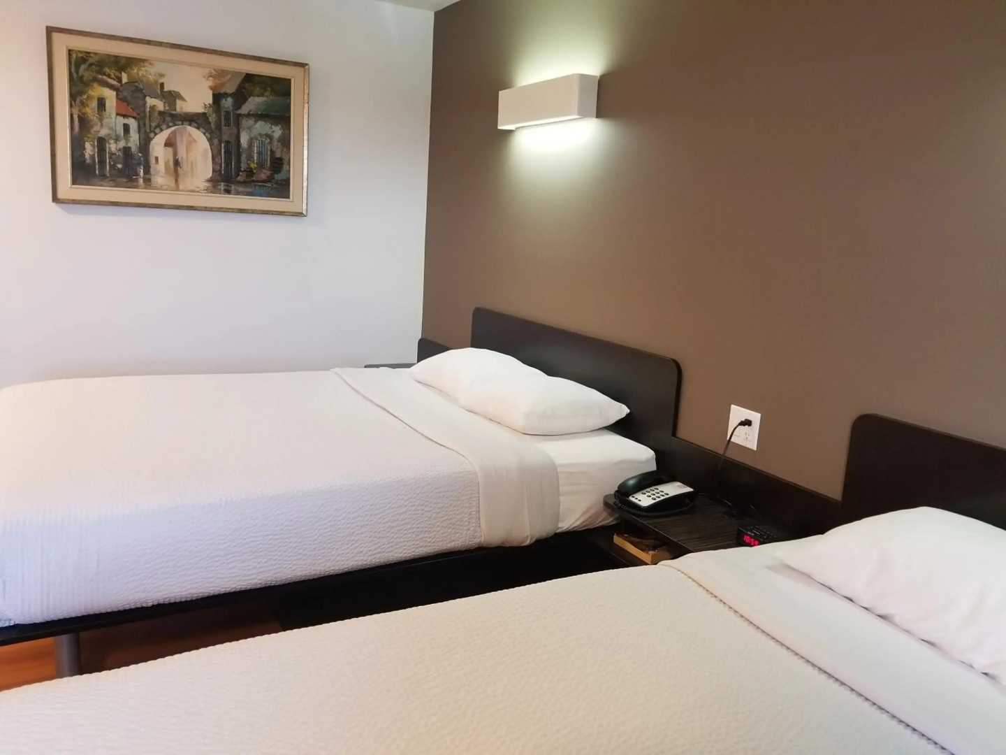 Joys Inn