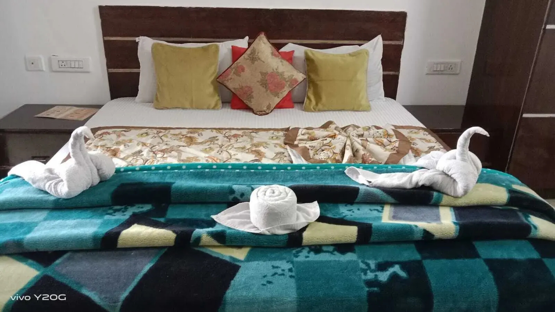 Montrose 11 Boutique