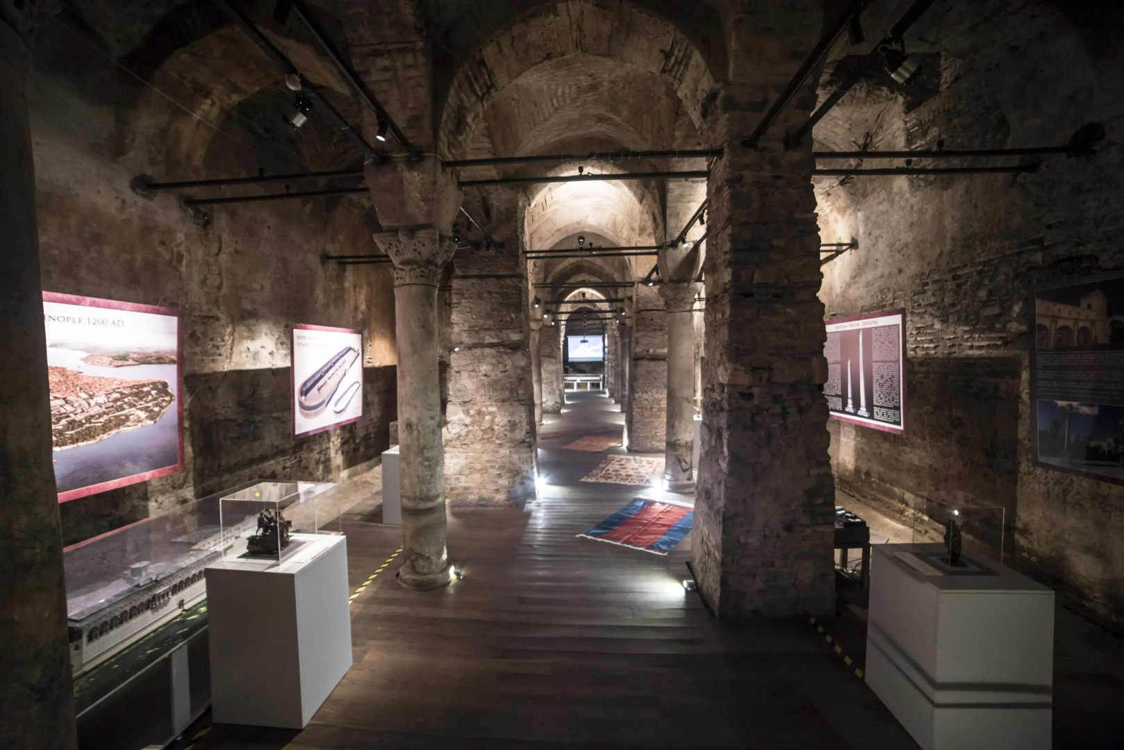 Sarnic Hotel & Sarnic Premier Hotel