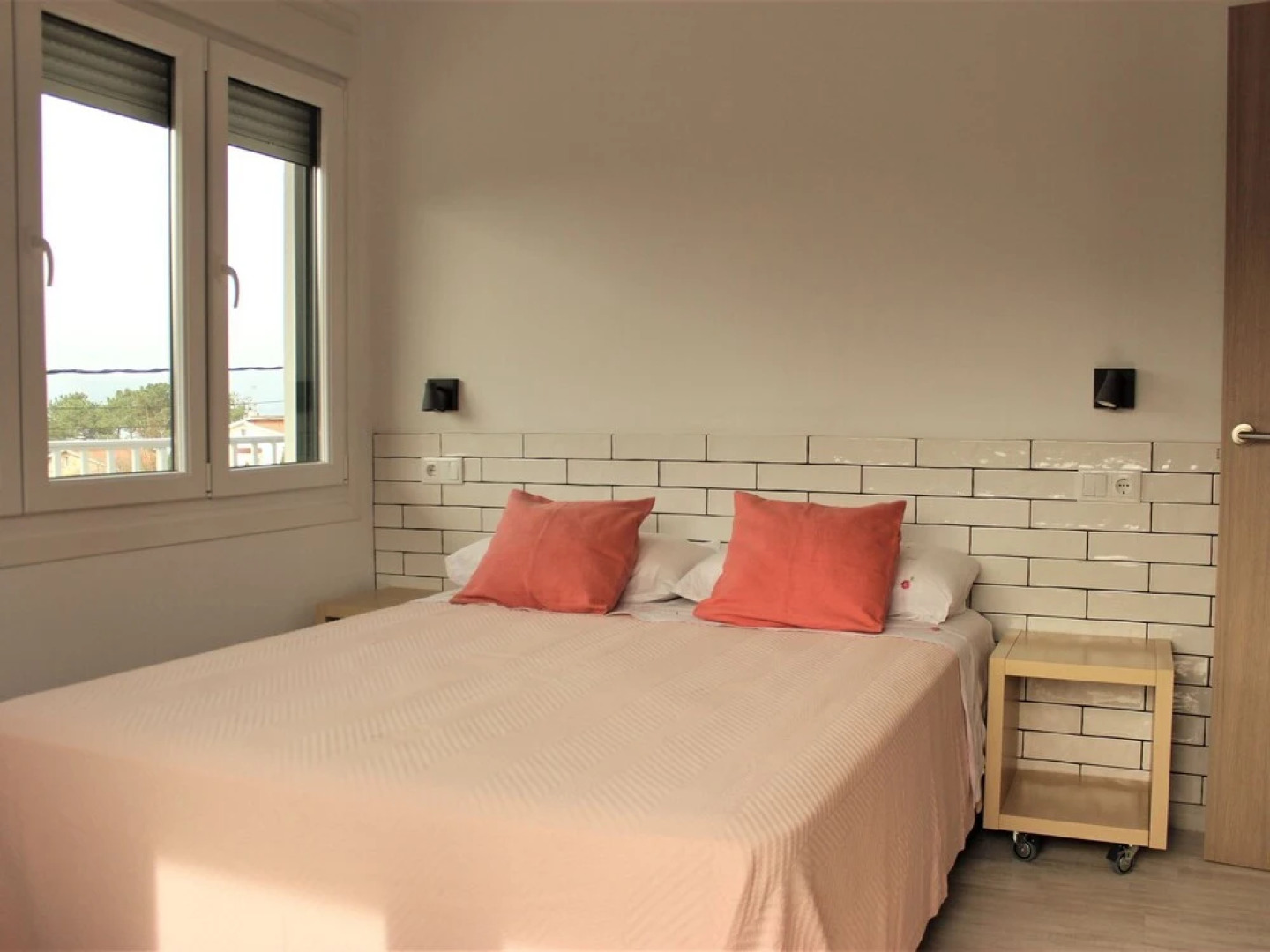 Modern Holiday Home in Porto do Son Galicia Close to Beach