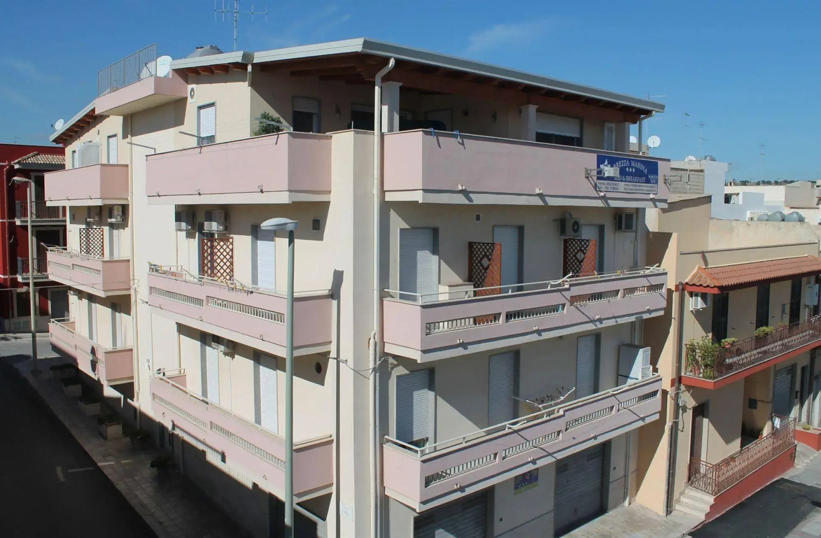 Bed and Breakfast Brezza Marina e Ristorante Shoreline