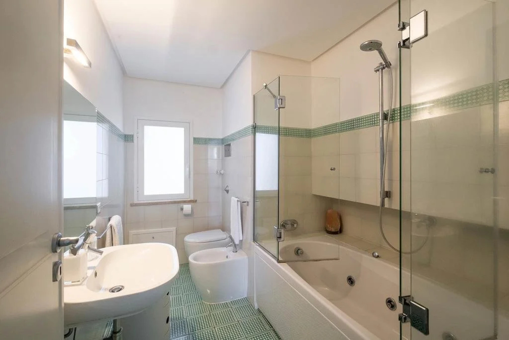 SuiteLowCost Villa Smeraldo